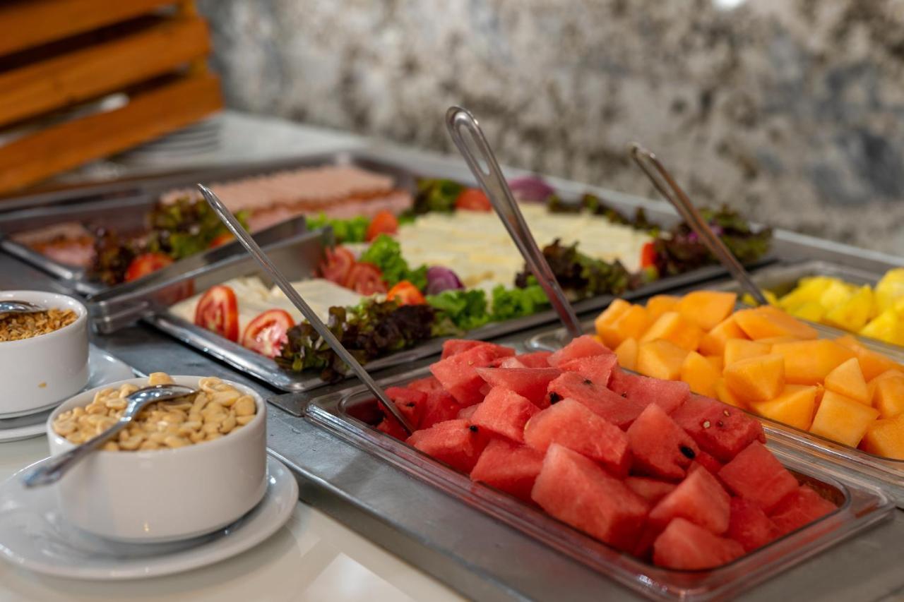Quality Hotel Real Aeropuerto San Salvador San Luis Екстериор снимка